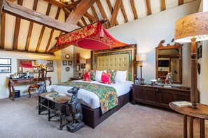 Suite – deluxe | Individuelt dekorert, skrivebord og skrivebord for bærbar PC