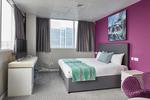 Deluxe Twin Room with View | Hypo-allergenic bedding, desk, blackout curtains, soundproofing