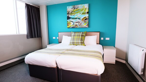 Ropa de cama hipoalergénica, cortinas blackout y insonorización 