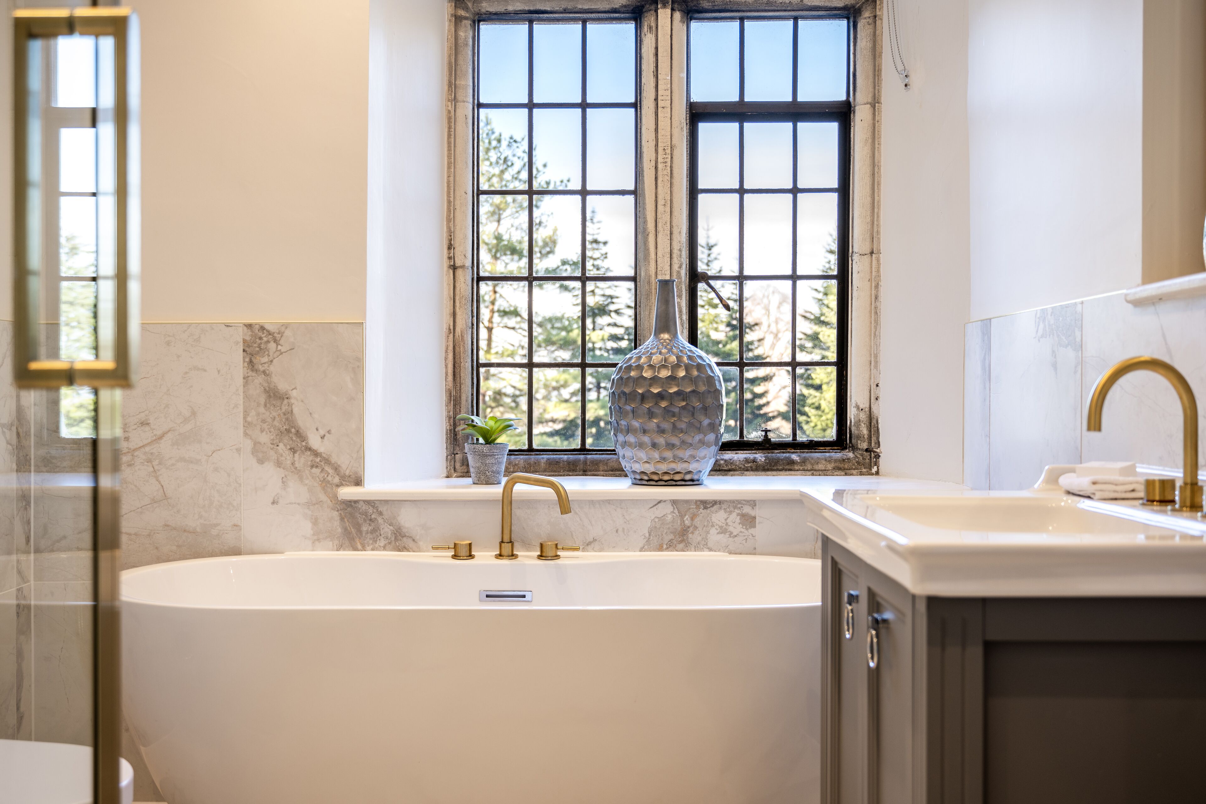 master double room, 1 king bed | bathroom | free toiletries, hair dryer, slippers, towels