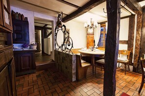 Interior entrance - Romantik Hotel Alte Vogtei (Hamm (Sieg))