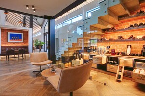 Bar lounge