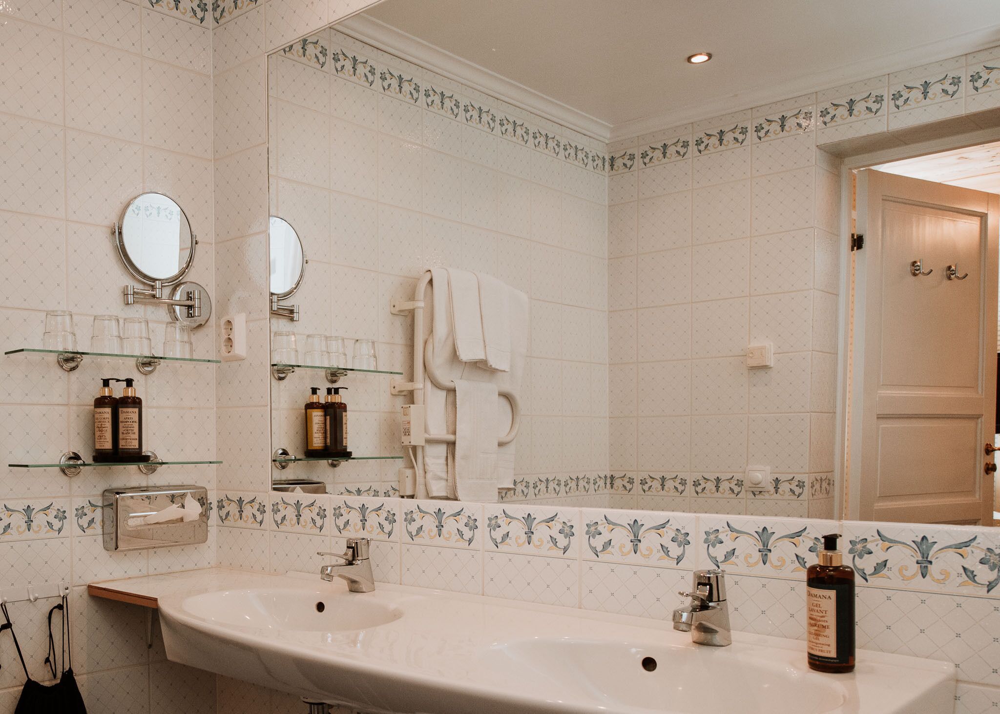 family room | bathroom | shower, eco-friendly toiletries, hair dryer, towels