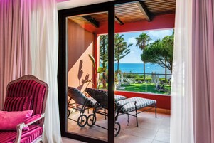 Deluxe Suite | Balcony