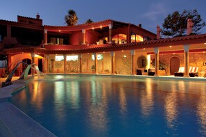 Front of property - evening/night