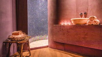 Espace de soins pour les couples, sauna, hammam, hammam, soins corporels