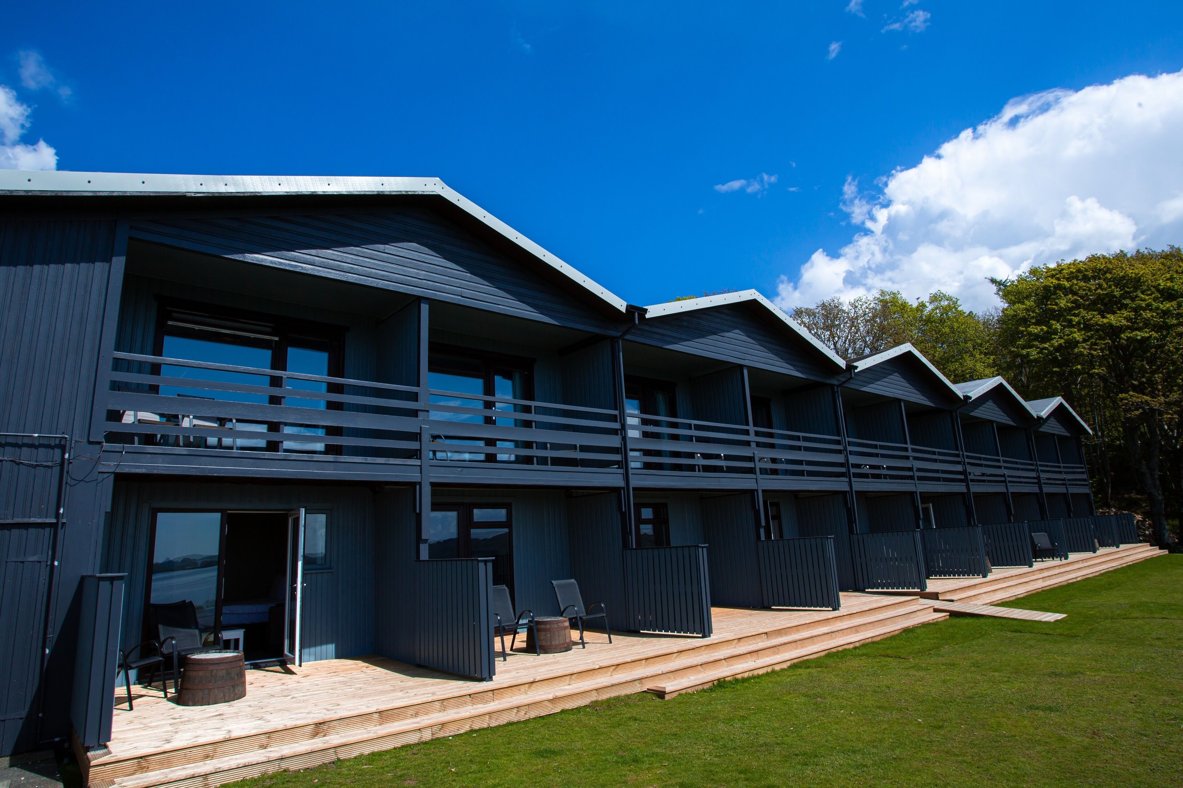 Peralatan tempat tidur premium, dilengkapkan perabot secara berasingan 