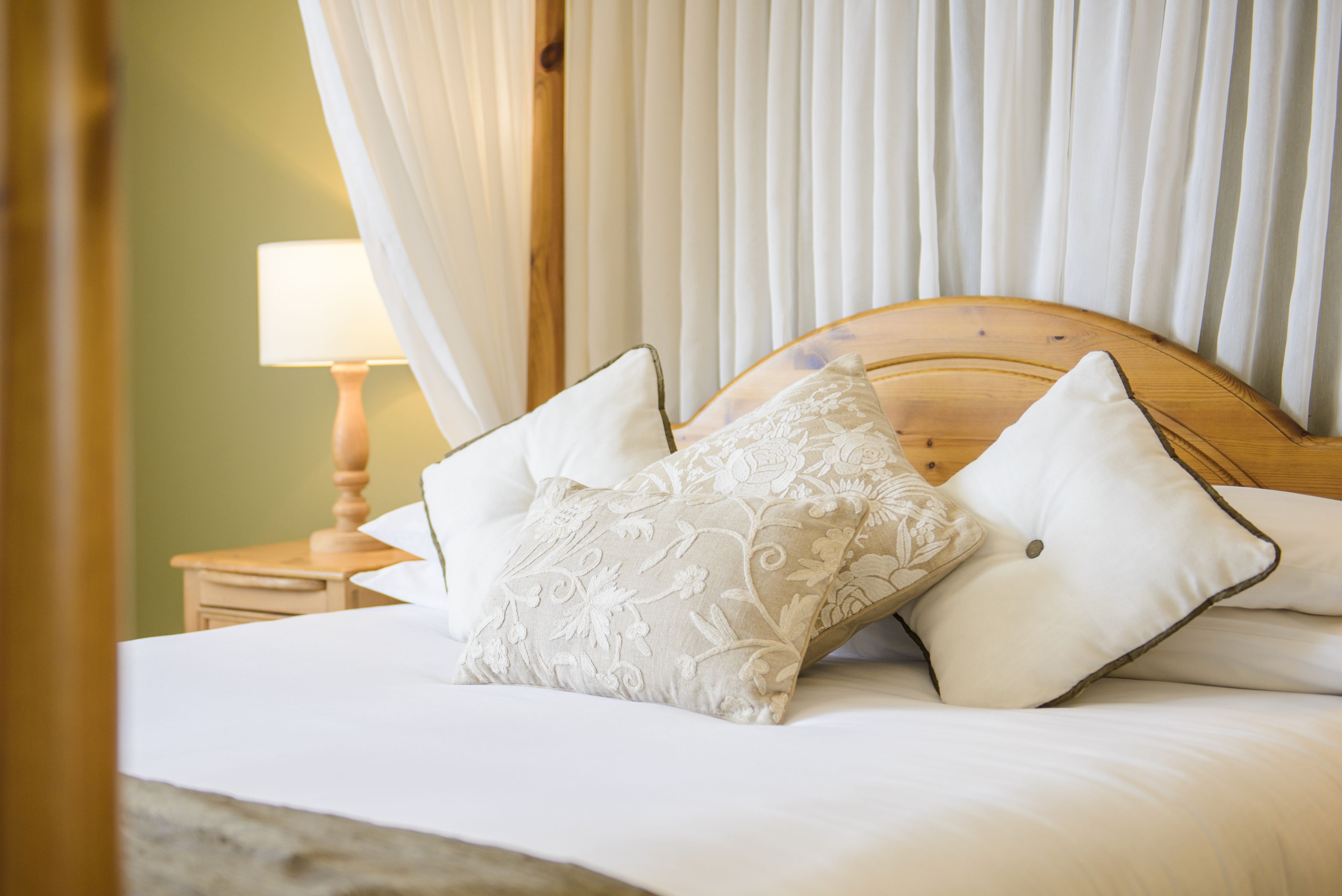 executive room | 1 bedroom, individually decorated, individually furnished, desk