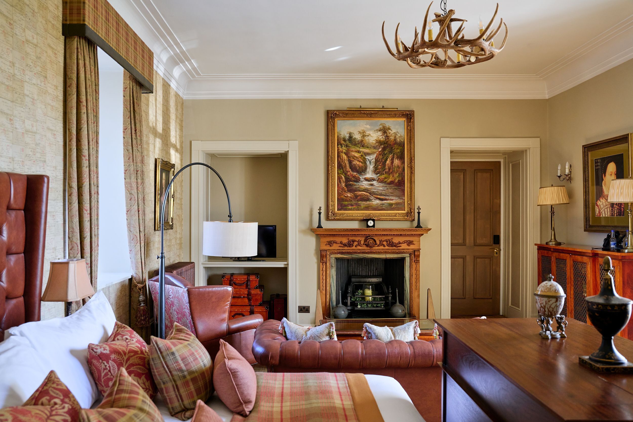 Lairds Suite | Frette Italian sheets, premium bedding, in-room safe