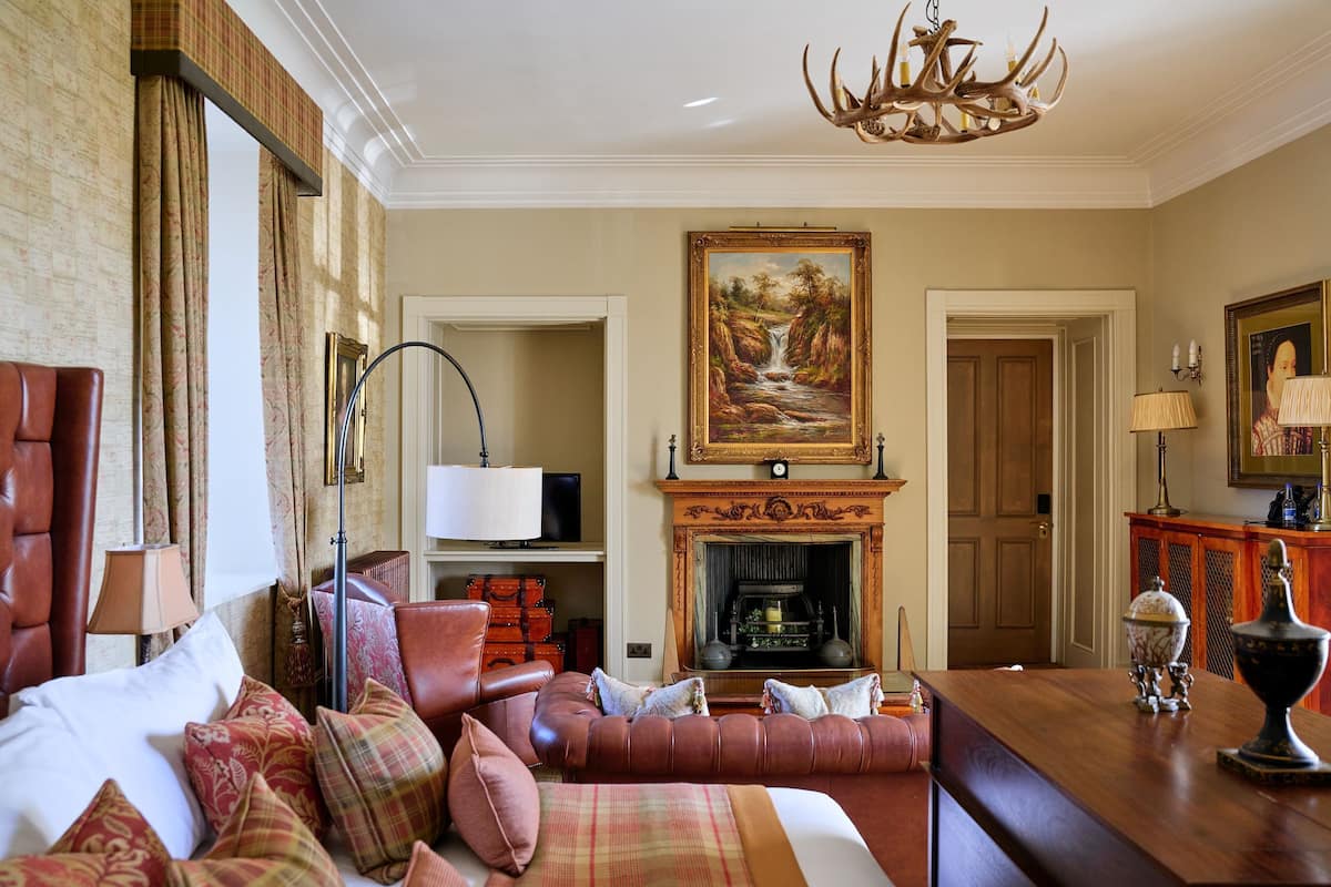 Lairds Suite | Bộ trải giường bằng vải Frette của Ý, bộ đồ giường cao cấp