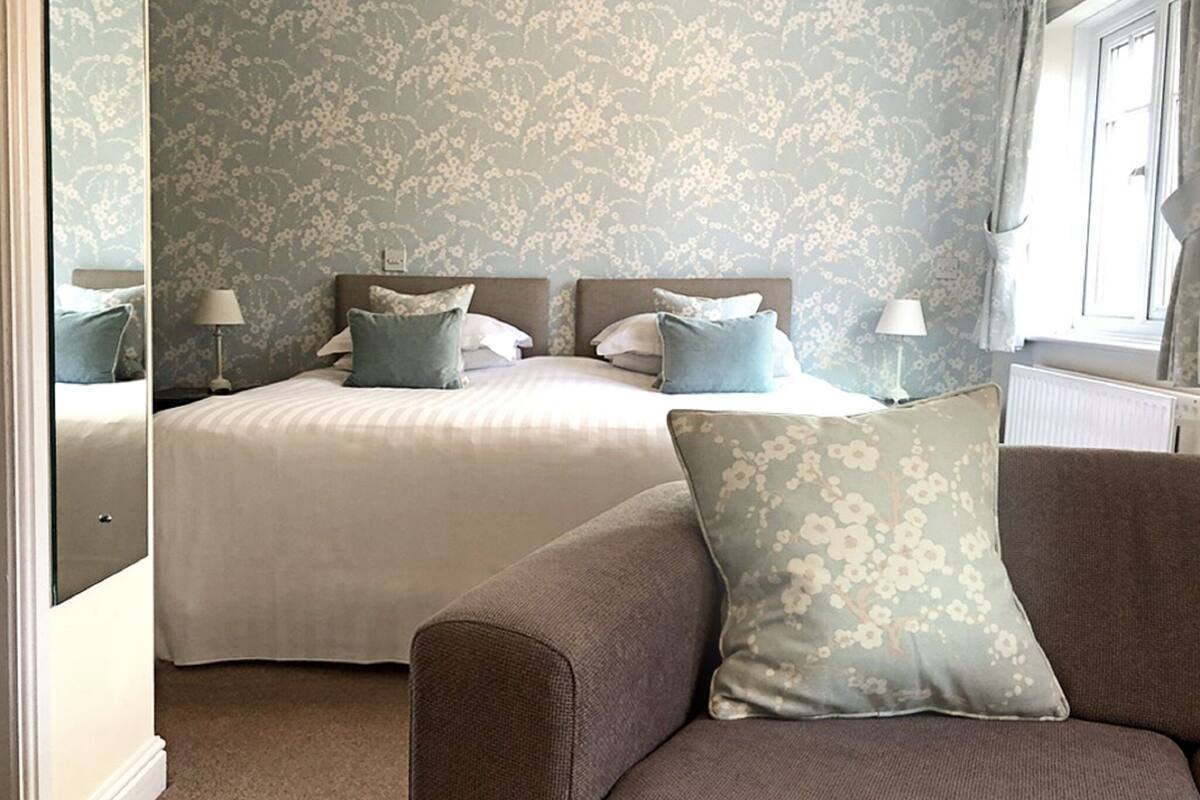 Double Room, Ensuite (Lawley)