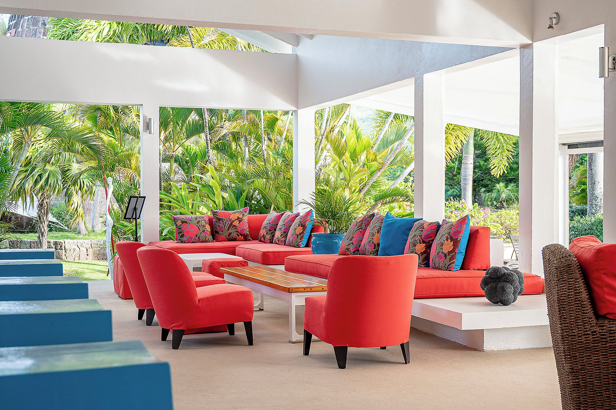 3 restaurants, lunch, dinner served; Caribbean cuisine 