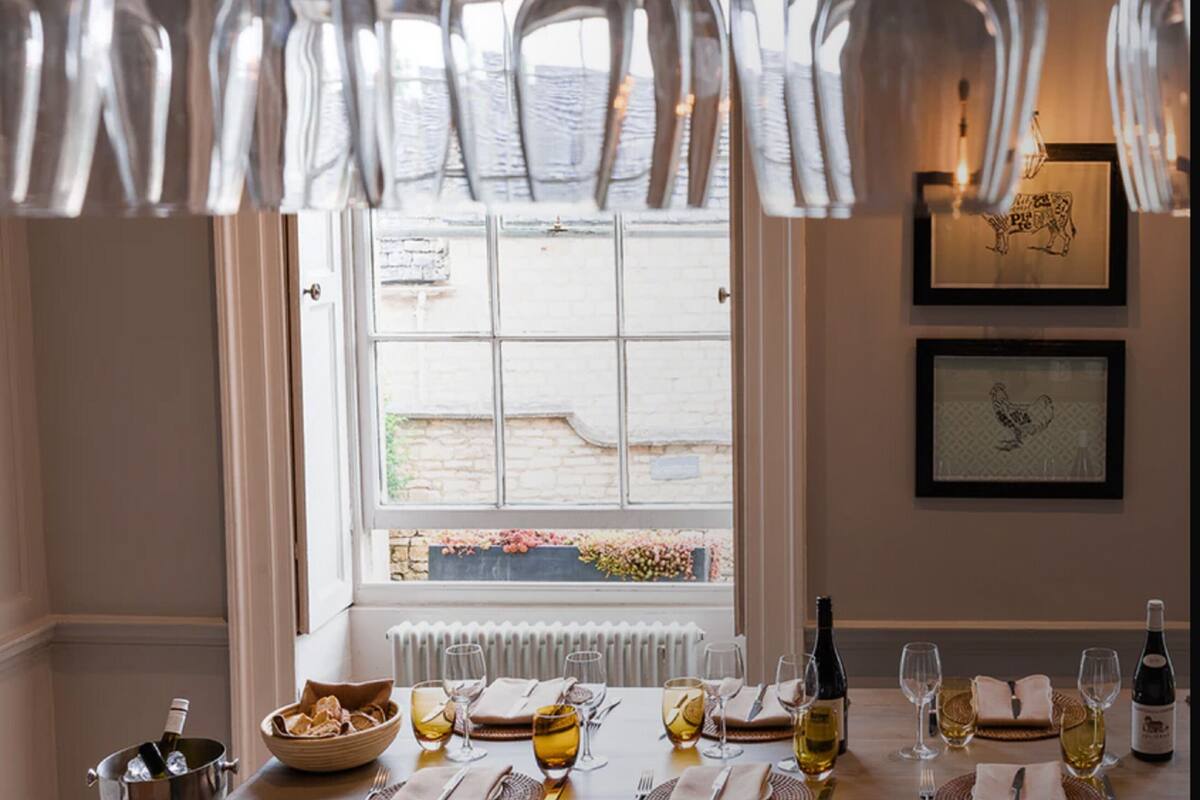 breakfast area