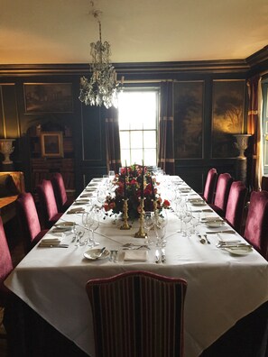 Dining - Prestonfield House (Edinburgh)
