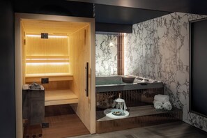 Tina de hidromasaje interior