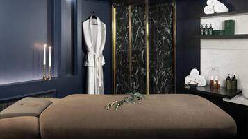 Sauna, steam room, body treatments, 3 treatment rooms, massages