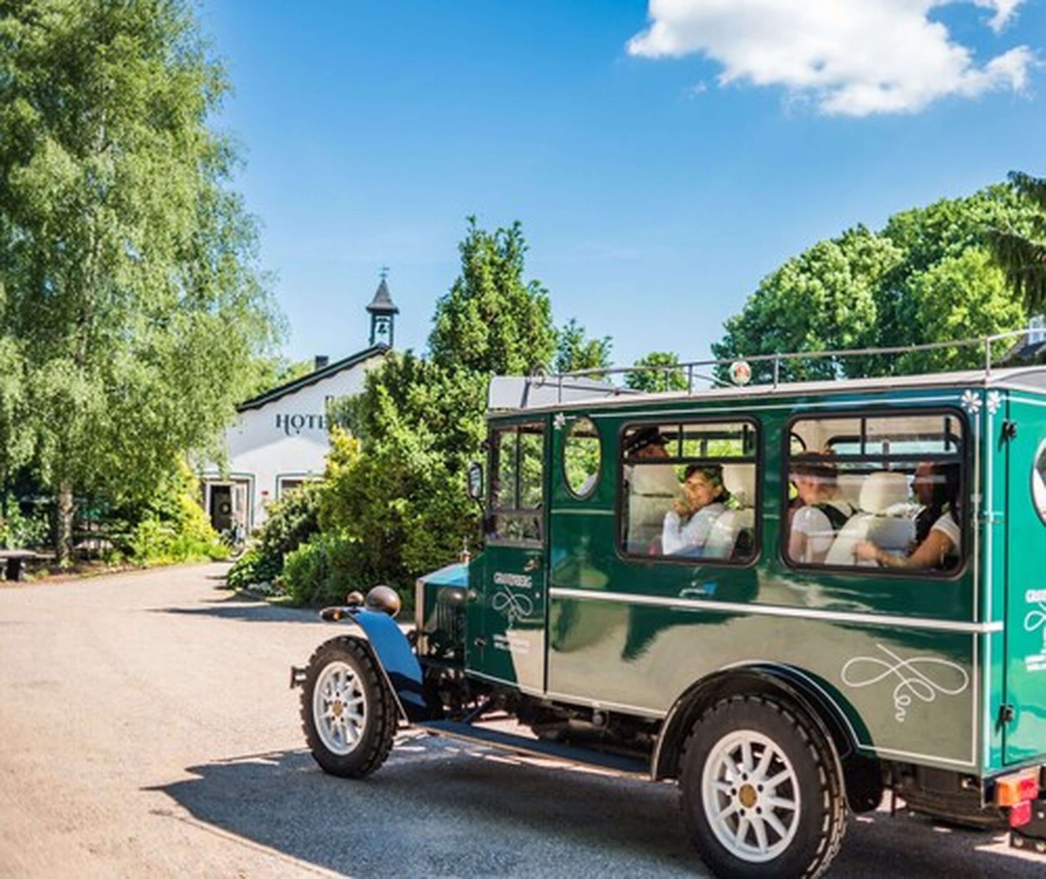 children’s play area – outdoor