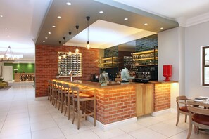 Bar (on property) - Hollow on the Square City Hotel (Cape Town)
