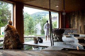 Behandlungsräume für Paare, Sauna, Körperbehandlungen, Aromatherapie