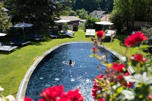 Outdoor pool, pool umbrellas, sun loungers
