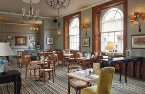 Restaurant - White Hart Braintree by Greene King Inns (Braintree)