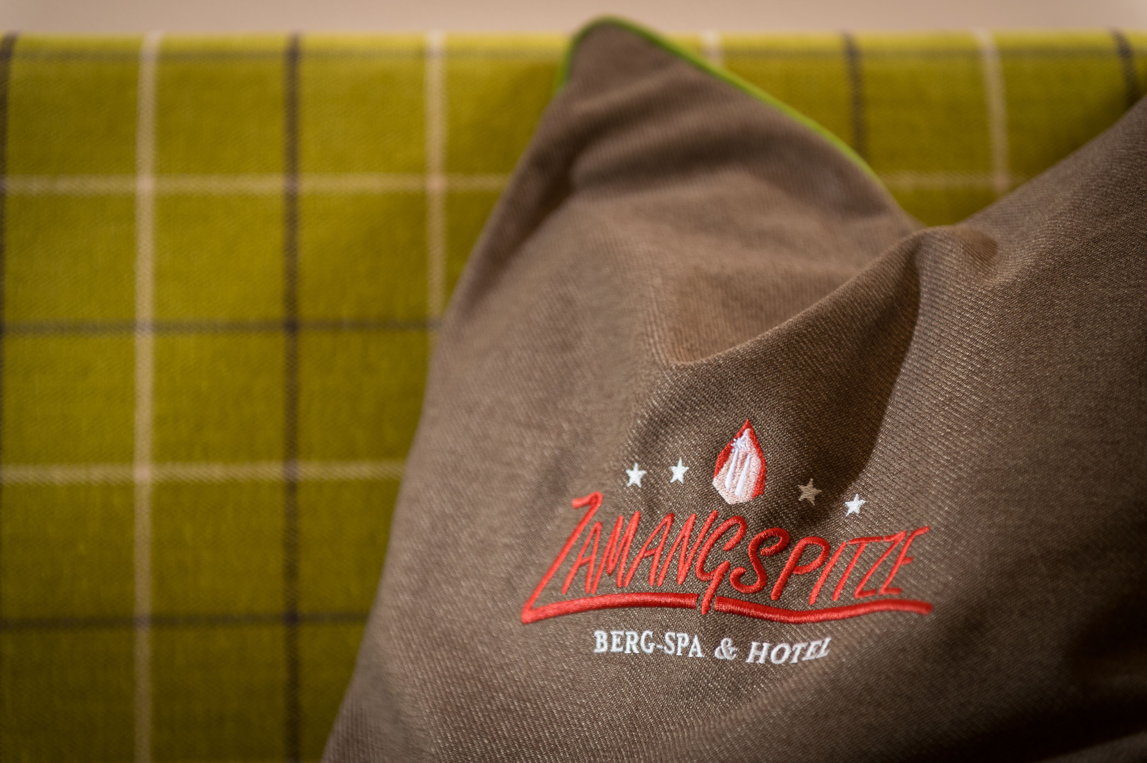 family room | hypo-allergenic bedding, minibar, in-room safe, free wifi