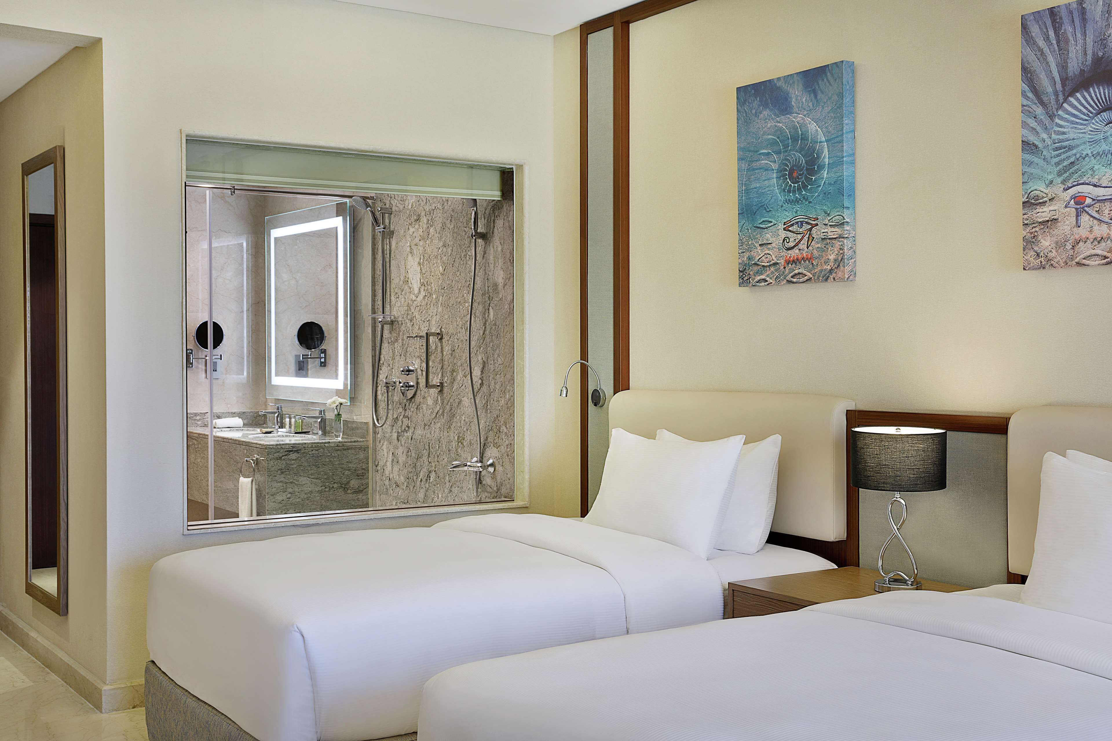 Superior-Zimmer, 2 Einzelbetten, Balkon, Meerblick | Allergikerbettwaren, Minibar, schallisolierte Zimmer