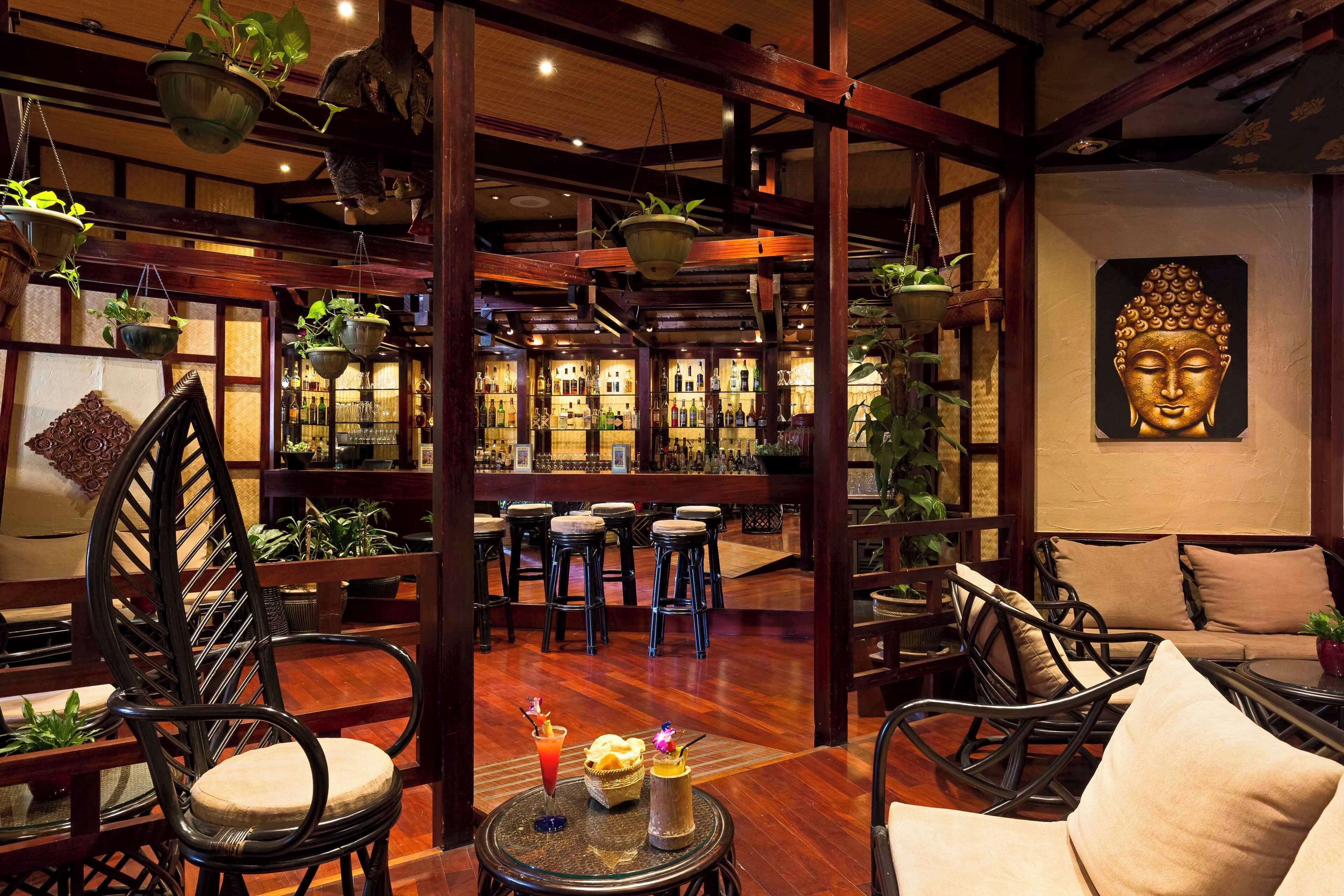 3 restaurants, breakfast, lunch, dinner served; thai cuisine