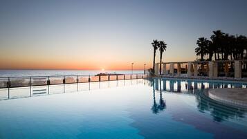 Indoor pool, 2 outdoor pools, pool umbrellas, pool loungers
