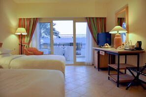 1 habitación, sábanas de algodón egipcio, edredón y minibar 
