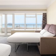 Holiday Inn Brighton Seafront by IHG