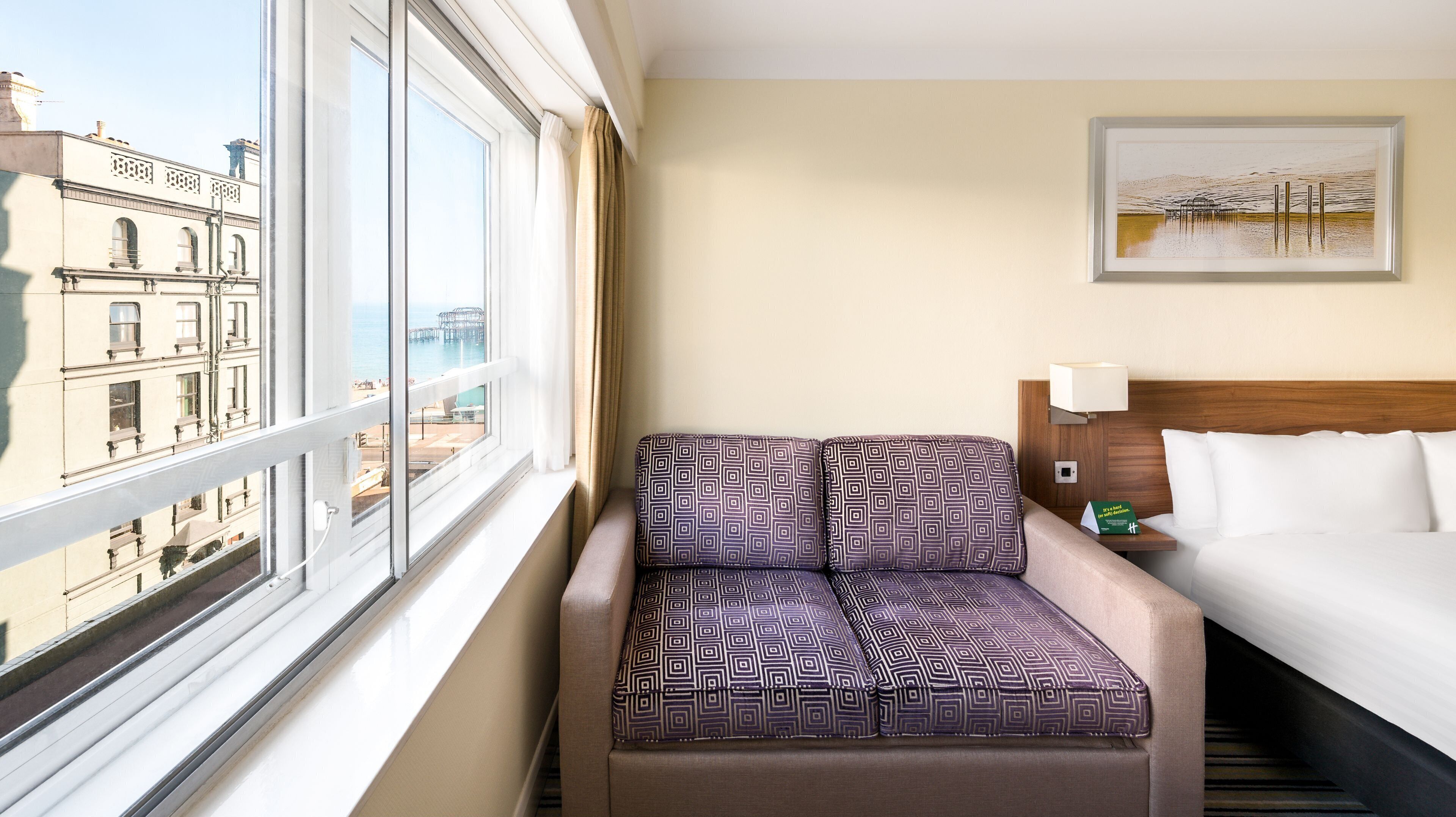 Photo - Holiday Inn Brighton Seafront by IHG