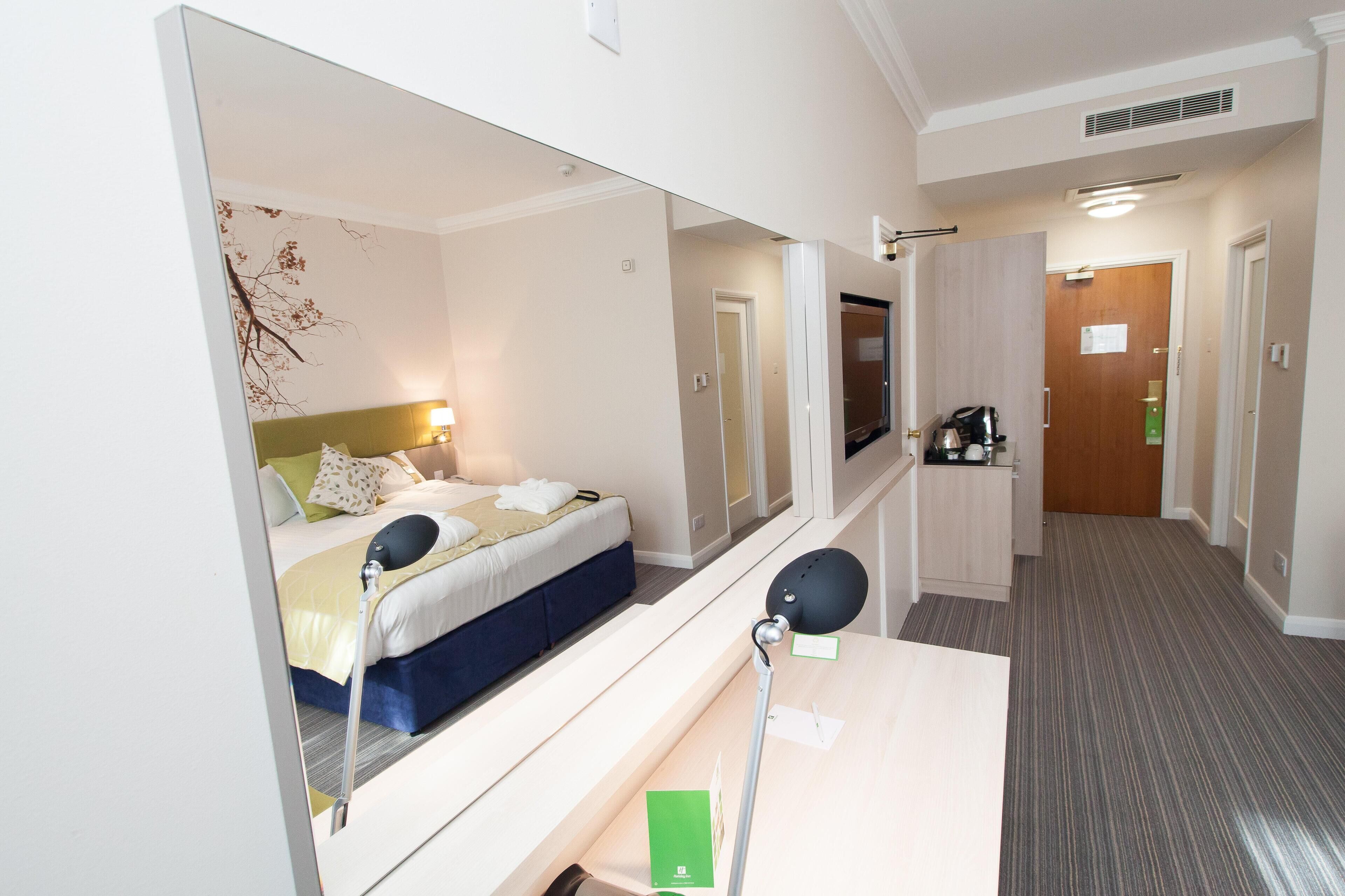 In-room safe, desk, laptop workspace, soundproofing