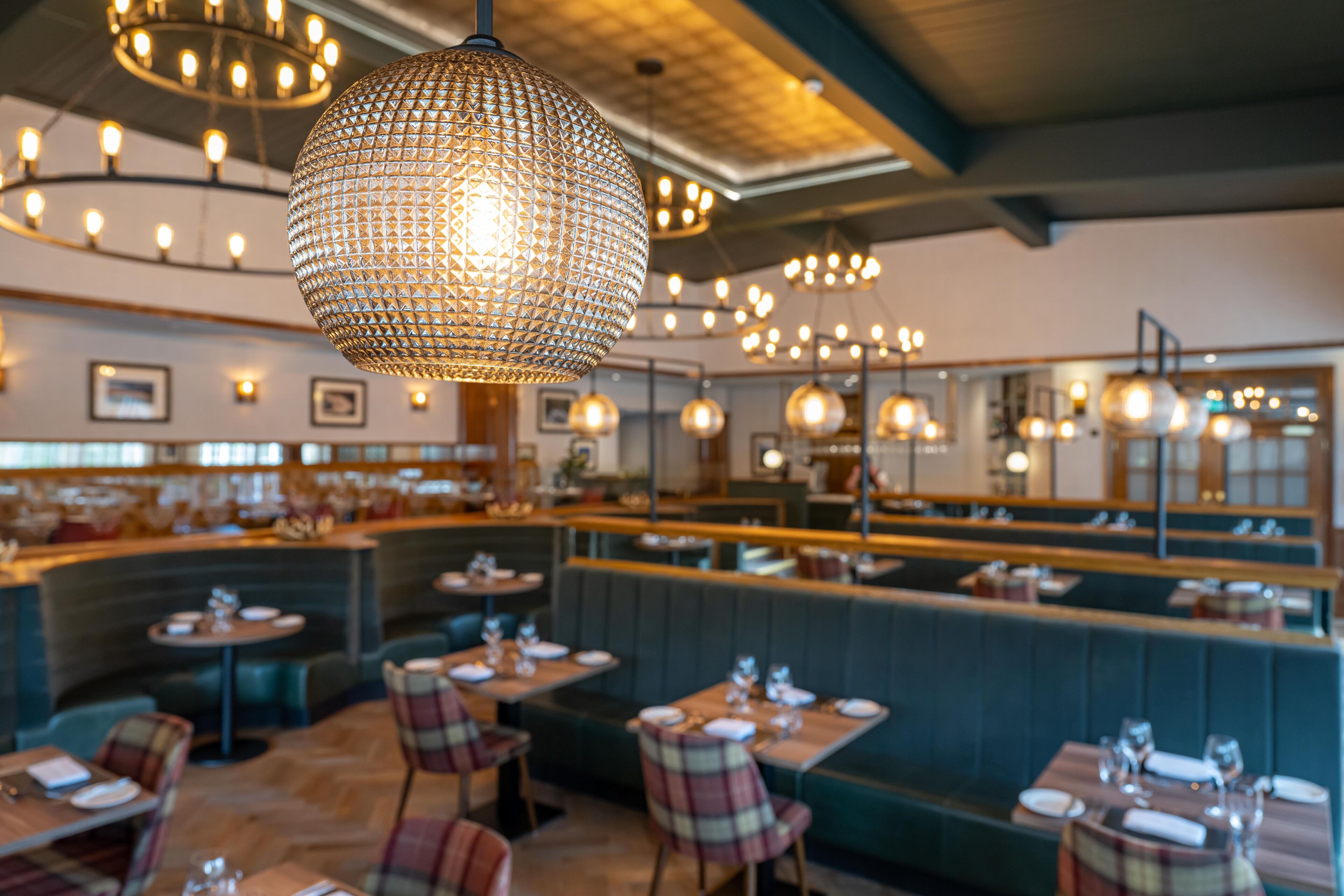 breakfast, lunch and dinner served