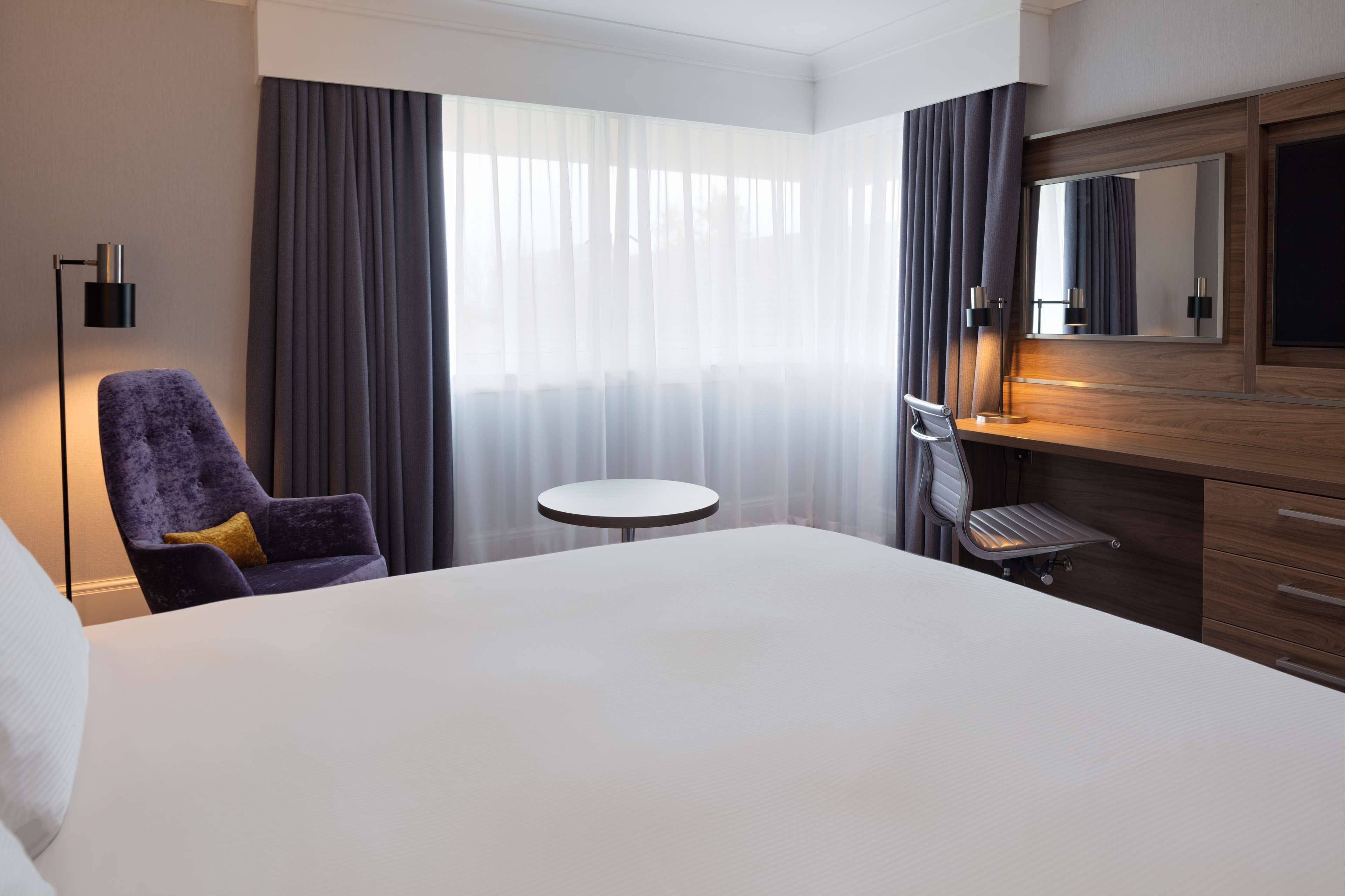 room, 1 queen bed | in-room safe, desk, laptop workspace, soundproofing