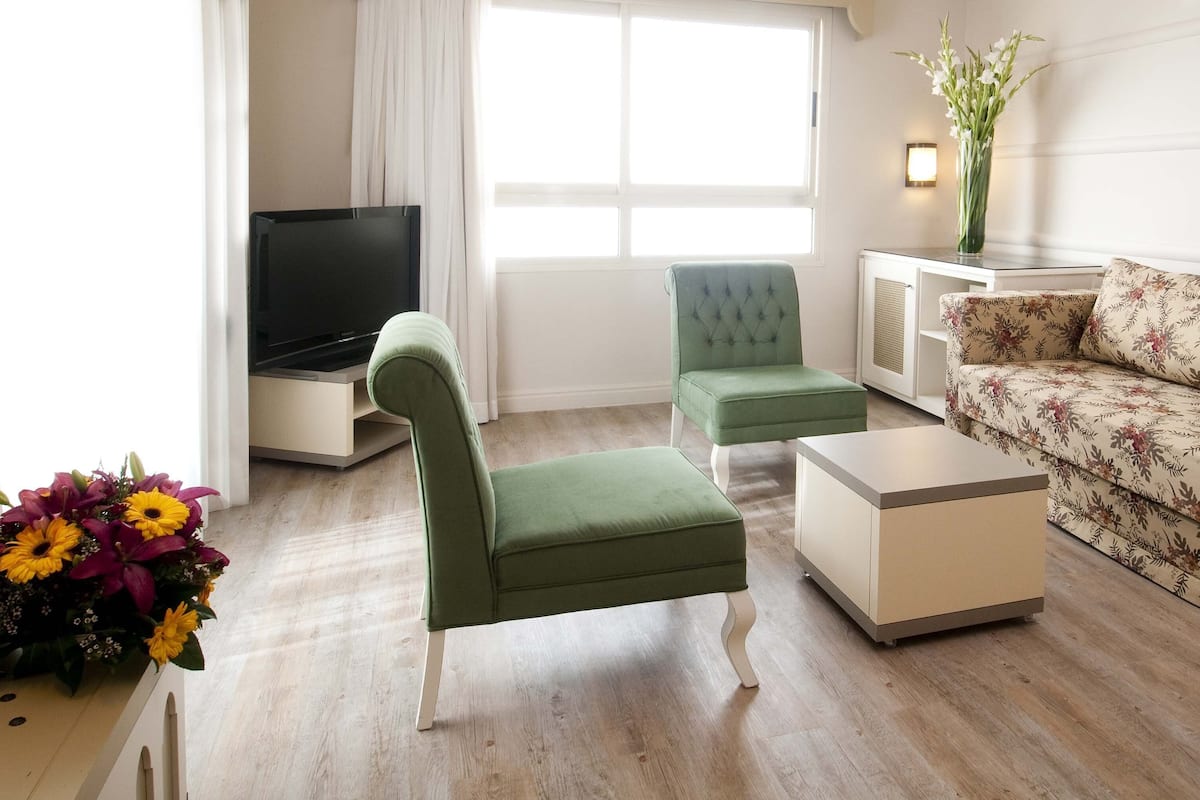 Suite Club | Biancheria da letto di alta qualità, materassi a doppio strato, minibar