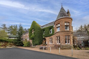 Exterior - Hilton Grand Vacations Club Craigendarroch Suites Scotland (Ballater)