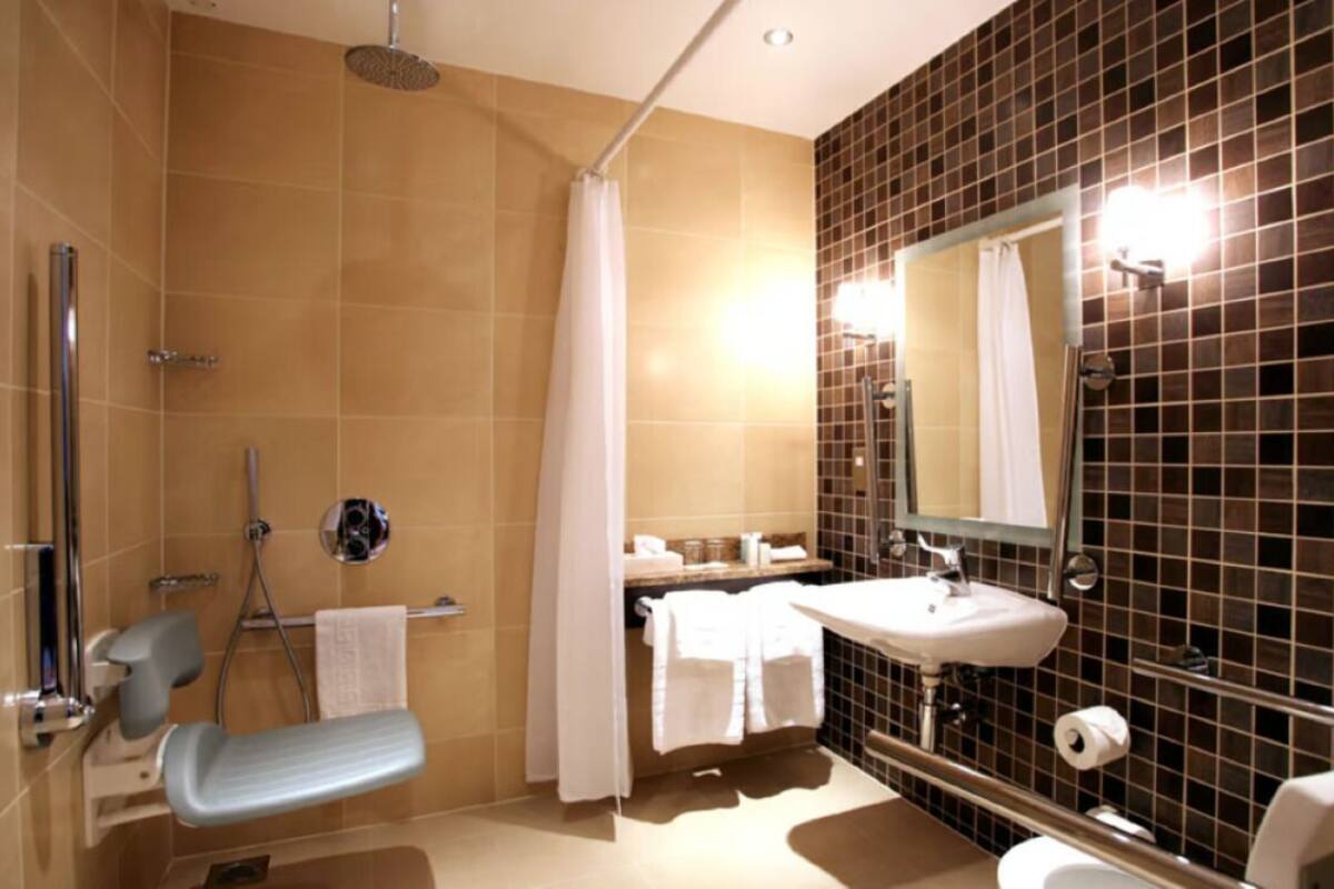 In-room safe, desk, laptop workspace, blackout curtains