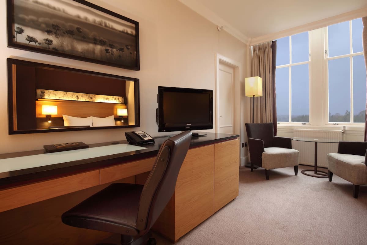 Double Room (Plus) | 1 bedroom, in-room safe, desk, laptop workspace