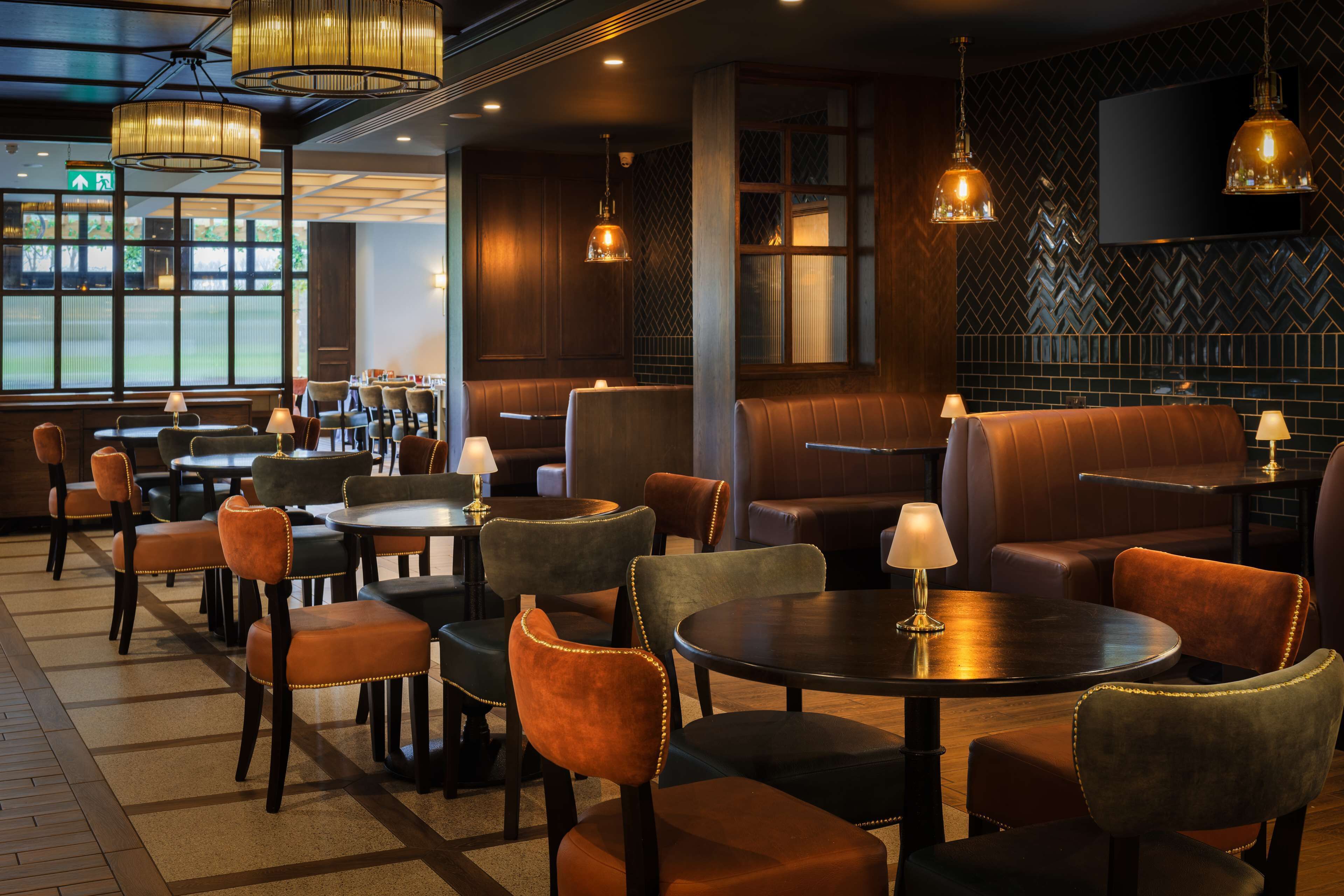 breakfast, lunch, dinner served; local cuisine, golf course views