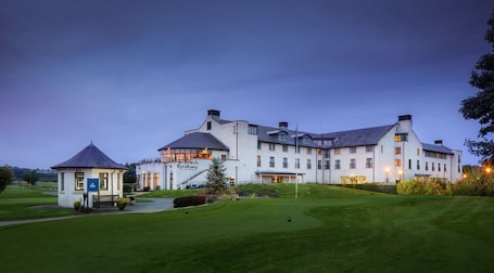 Exterior. Doubletree by Hilton Belfast Templepatrick