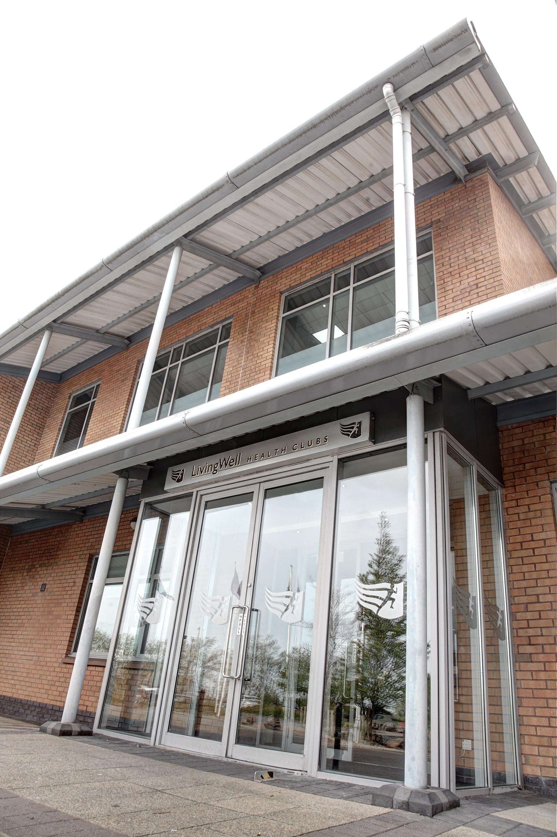 sauna, body treatments, aromatherapy, hot stone massages