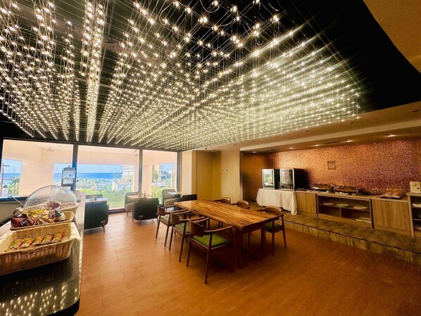 Beach/ocean view - Royal Orchid Guam Hotel (Tamuning)