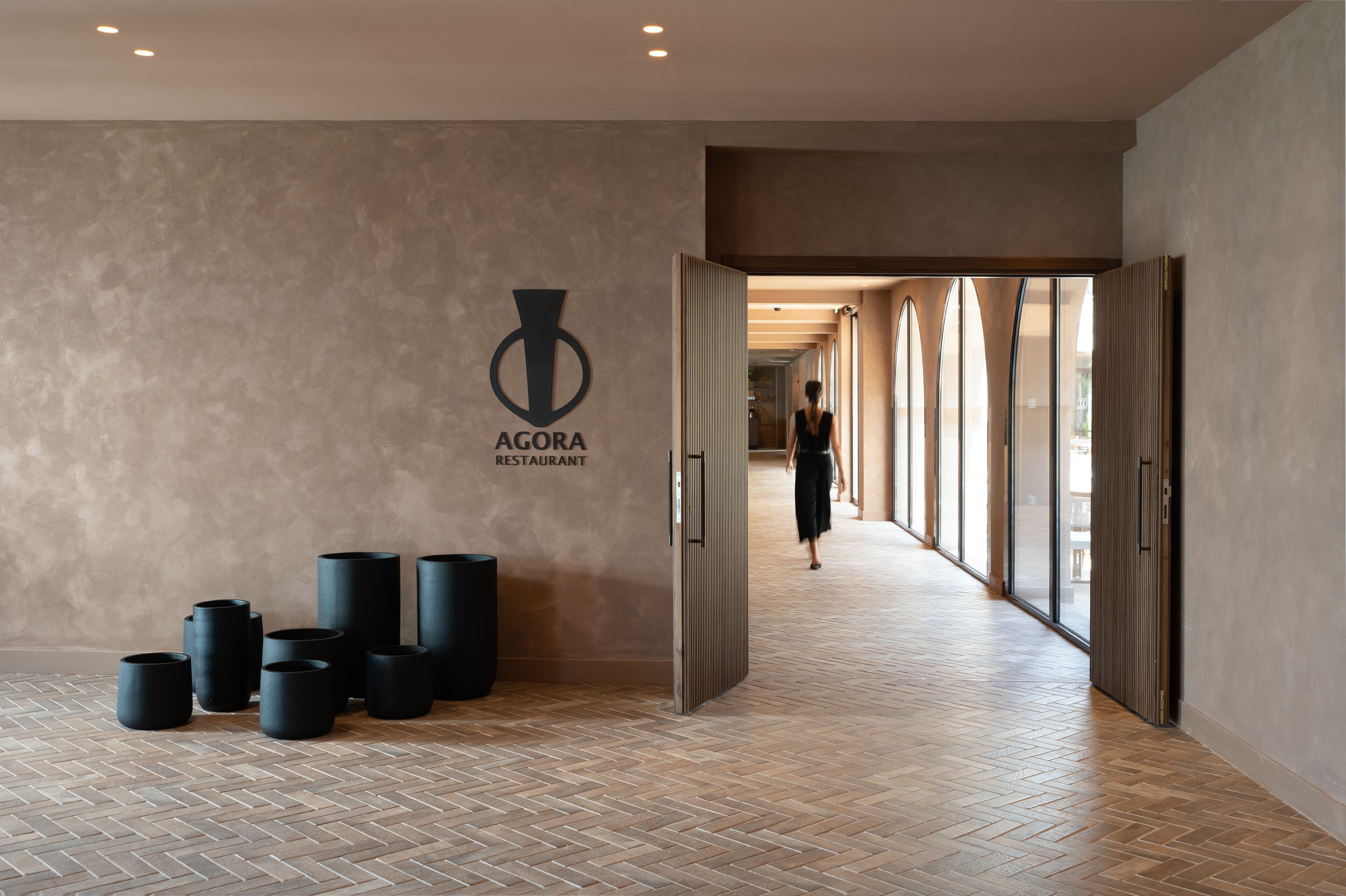 4 restaurants, breakfast, lunch, dinner served; mediterranean cuisine