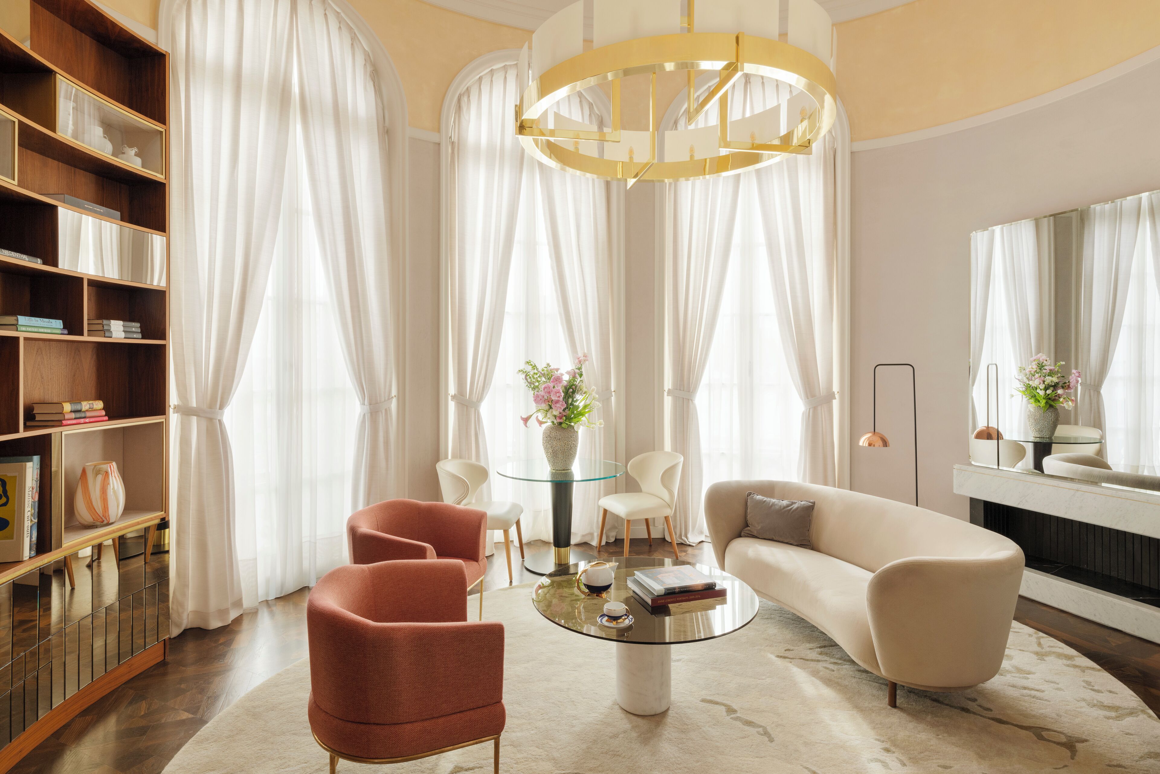 Suite, 1 King Bed (Heritage)