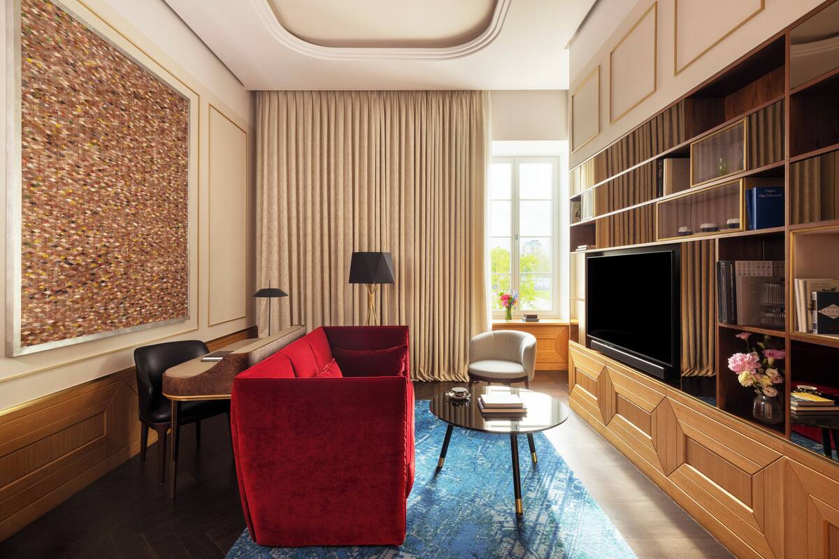 Executive Suite, 2 Queen Beds | Egyptian cotton sheets, premium bedding, pillowtop beds, minibar