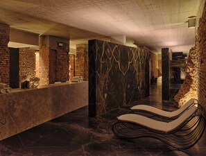 Couples treatment room(s), Turkish bath/hammam, body treatments
