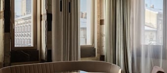 Grand Hotel