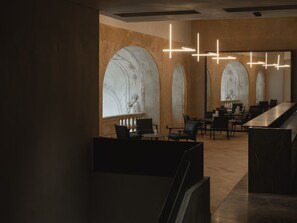 Se sirven desayunos, comidas y cenas 