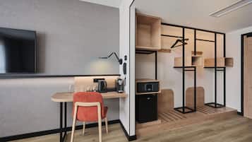 Junior Suite, 1 King Bed with Sofa bed | Desk, laptop workspace, blackout curtains, free cots/infant beds